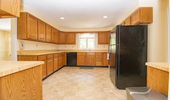 645 Walnut St, Manchester, NH 03104