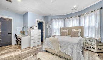 61 Shepton St, Boston, MA 02124