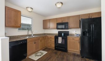 946 Willow Creek Dr, Alexandria, KY 41001