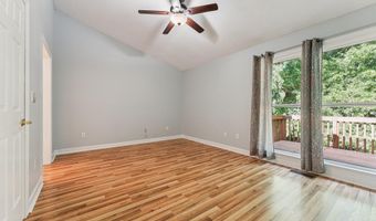148 Sanair Ct, Apex, NC 27502