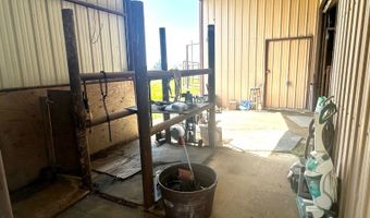 19090 County Road 3 Dr, Ada, OK 74820