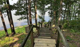 475 BLUFF Rd, Big Sandy, TN 38221