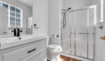 3 Cardinal Pl, Barnegat, NJ 08005