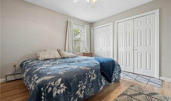 20 Oak Hill Dr, Exeter, RI 02822