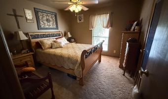 810 W Centre Ave, Artesia, NM 88210