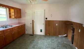 1532 Kingsway Dr, Arnold, MO 63010