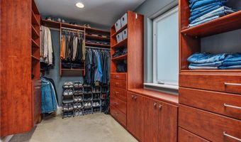 28521 Gladstone Ct, Escondido, CA 92026