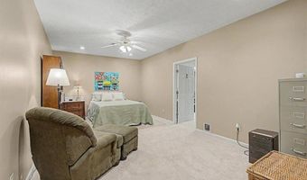 4802 Thornwood Dr, Acworth, GA 30102