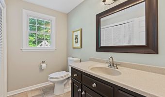 25 Copplestone Rd, Avon, CT 06001