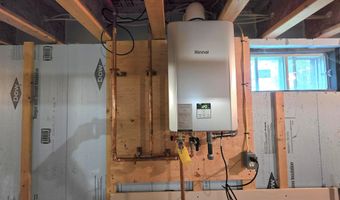 374 Crank Rd, Bloomfield, VT 05905