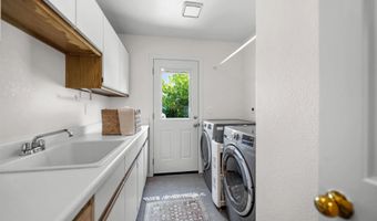 1205 Masterpiece Dr, Oceanside, CA 92057