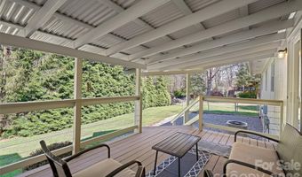 6 Mulberry Dr, Arden, NC 28704