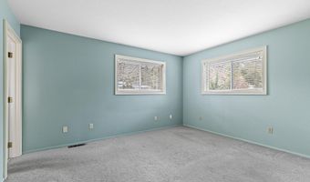 612 Chestnut St, Ashland, OR 97520