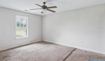 240 Riddle Rd, Albertville, AL 35950