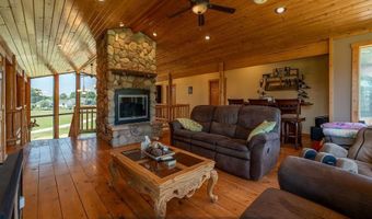 1910 9th St, Aurora, NE 68818