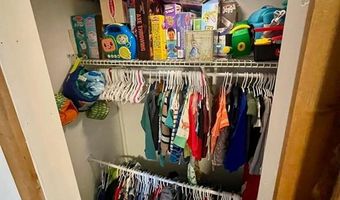 7631 Gray Rd, Alma, IL 62807