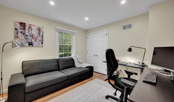 26 Buckboard Ln, Avon, CT 06001