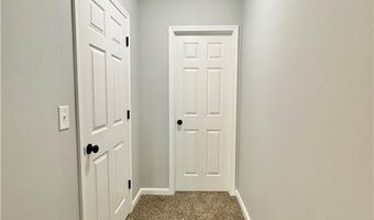 466 East St, Austin, IN 47102