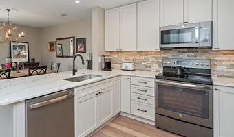 4 SPA CREEK Lndg B3, Annapolis, MD 21403