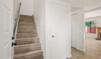307 Occidental Cir, Santa Rosa, CA 95401