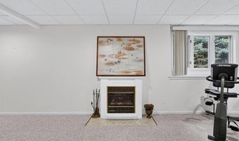 7480 Majestic Woods Dr, Argentine, MI 48451