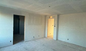 318 Brood Dr, Adkins, TX 78101