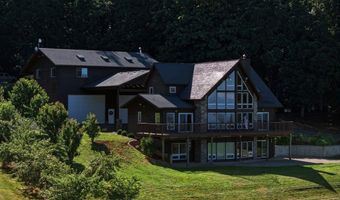 22000 SE Upper Matthews Creek Ln, Amity, OR 97101