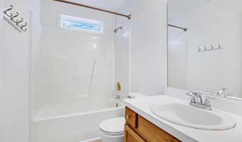 102 Fallon Ct, Apex, NC 27539
