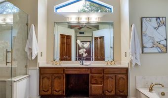 4019 Bobbin Ln, Addison, TX 75001