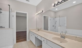 5508 GOLDEN ISLES Dr, Apollo Beach, FL 33572
