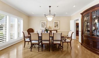 8004 SPLIT OAK Dr, Bethesda, MD 20817
