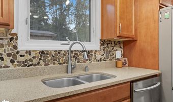 12840 Saunders Rd, Anchorage, AK 99516