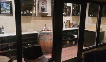 3 Buckingham Rd, Bayonne, NJ 07035