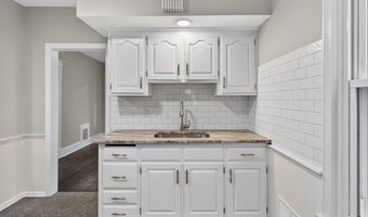 38 Center St, Bristol, CT 06010