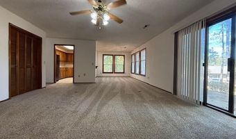 8 Connie Ln, Bella Vista, AR 72715
