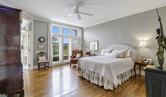 46 Gull Point Rd, Hilton Head Island, SC 29928