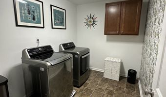 737 Bracknell Dr, Avon, IN 46123