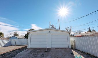 2407 Avenue B Sts, Carlsbad, NM 88220
