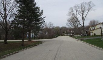 363 Creekside Ln, Antioch, IL 60002