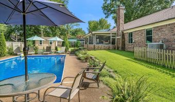 2605 SURREY WOOD Dr, Bartlett, TN 38134