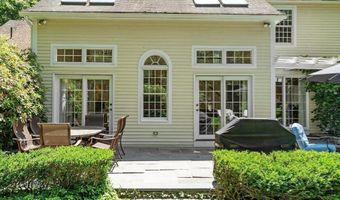 9 Ladyslipper Ln, Acton, MA 01720