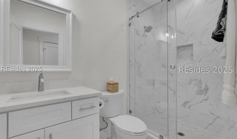 6 Meridian Point Dr, Bluffton, SC 29910