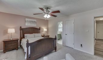 841 Country Ln, Indianapolis, IN 46217