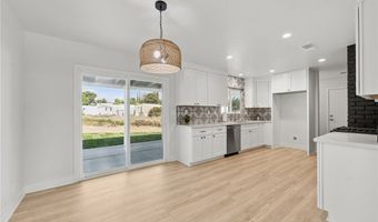 12371 5th St, Yucaipa, CA 92399