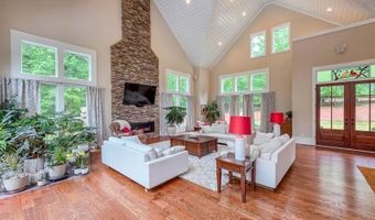 14 Allatoona Estates Dr SE, Acworth, GA 30102