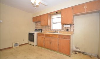 941 Austin Ave, Akron, OH 44306