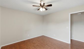 2515 SE 4th St, Bentonville, AR 72712