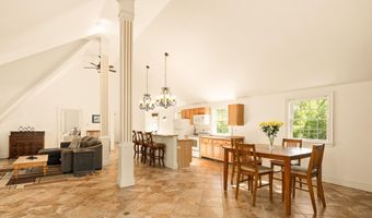 453 Union Rd, Appleton, ME 04862