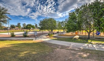 815 E Calle Del Norte, Chandler, AZ 85225