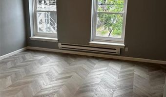 412 Oak St 1, Allentown, PA 18102